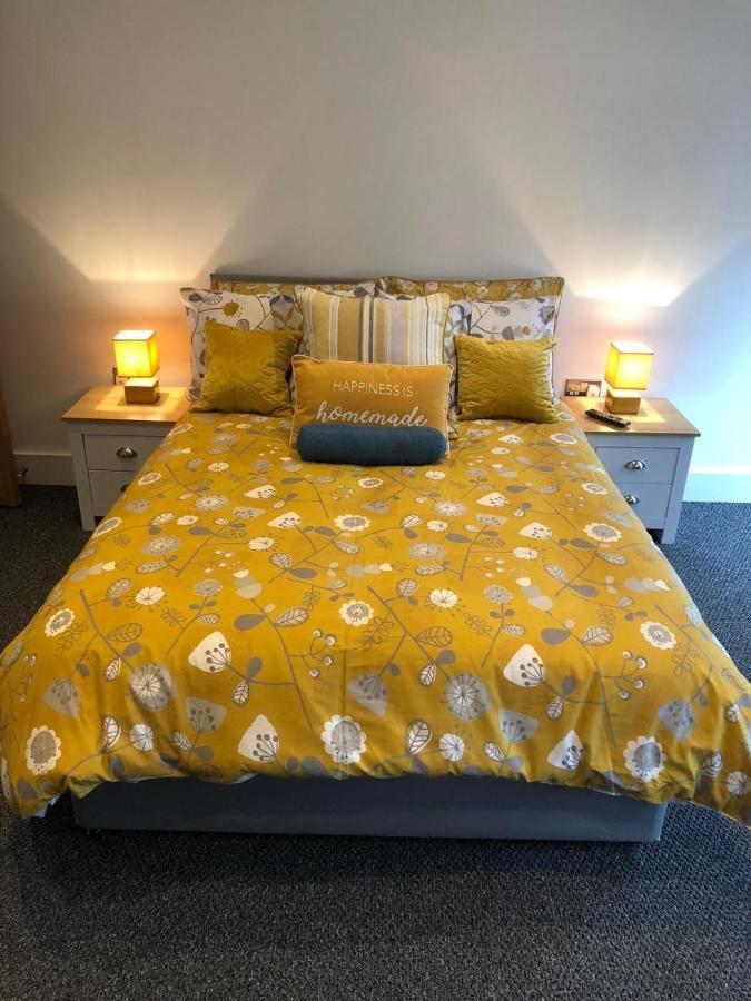 Marine Villa Hotel & Suites - Close To Beach, Train Station & Southend Airport Southend-on-Sea Exterior foto