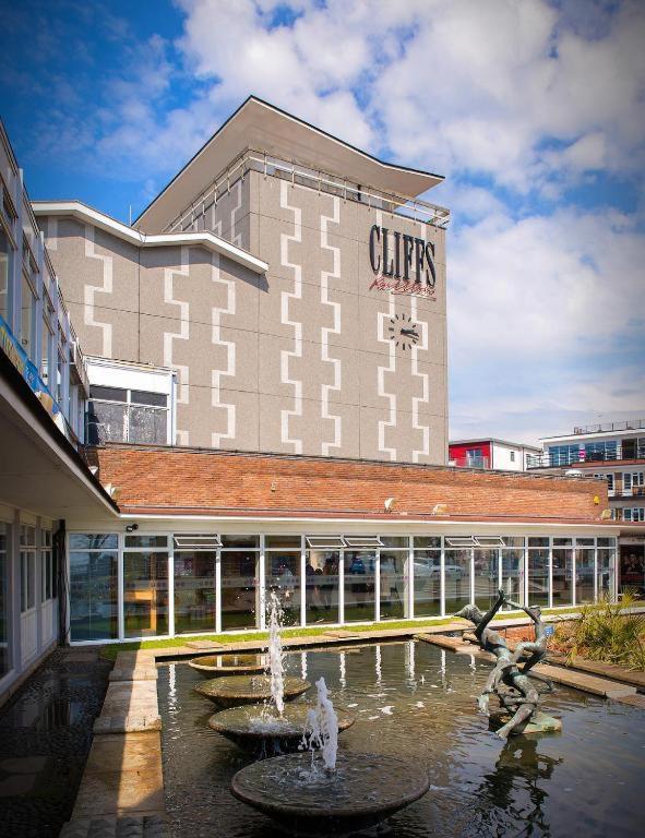 Marine Villa Hotel & Suites - Close To Beach, Train Station & Southend Airport Southend-on-Sea Exterior foto