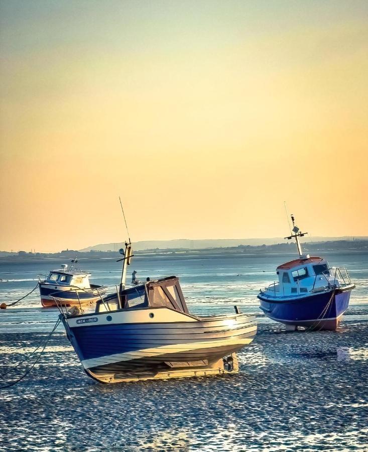Marine Villa Hotel & Suites - Close To Beach, Train Station & Southend Airport Southend-on-Sea Exterior foto